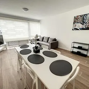 https://5-joseph-tirou-18-shopping-rive-gauche.hotelsghent.com